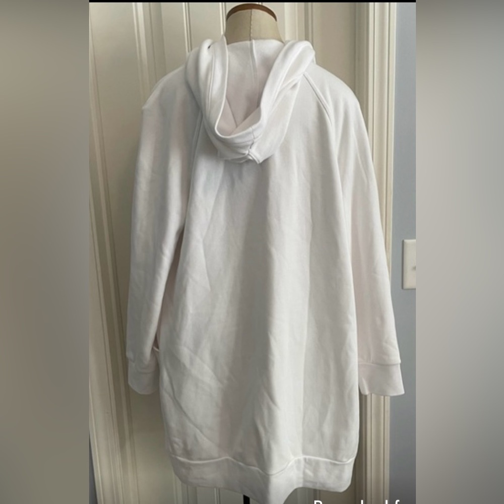 Fabletics White Women's Jacket - image 5